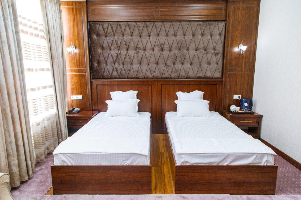 Hotel Shedevr Plaza Namangan Zewnętrze zdjęcie