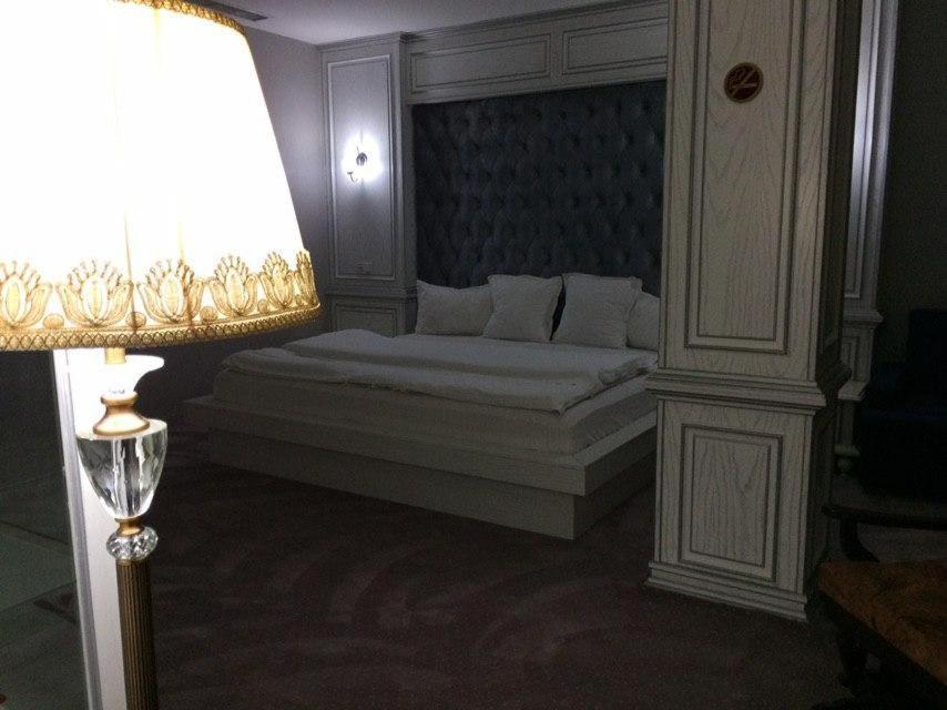 Hotel Shedevr Plaza Namangan Zewnętrze zdjęcie
