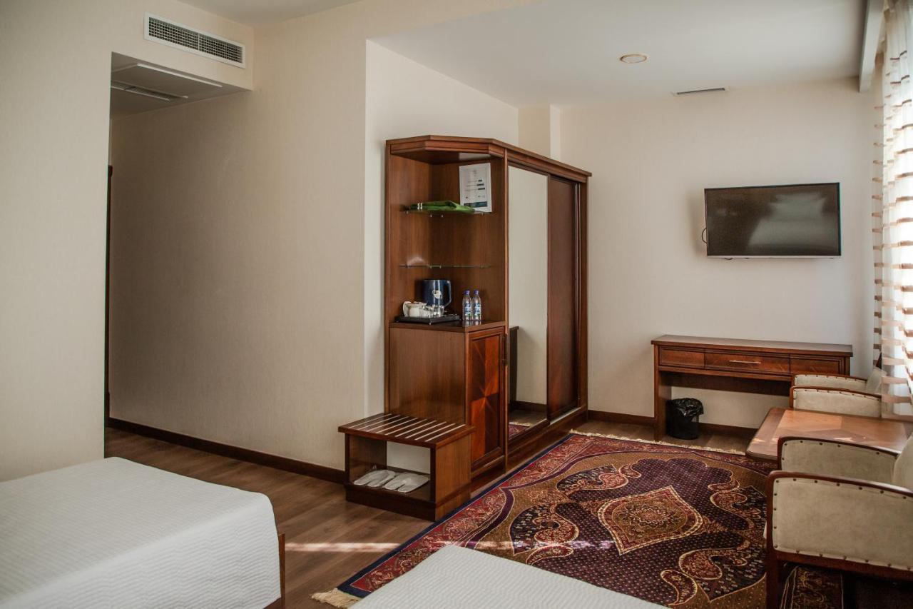 Hotel Shedevr Plaza Namangan Zewnętrze zdjęcie
